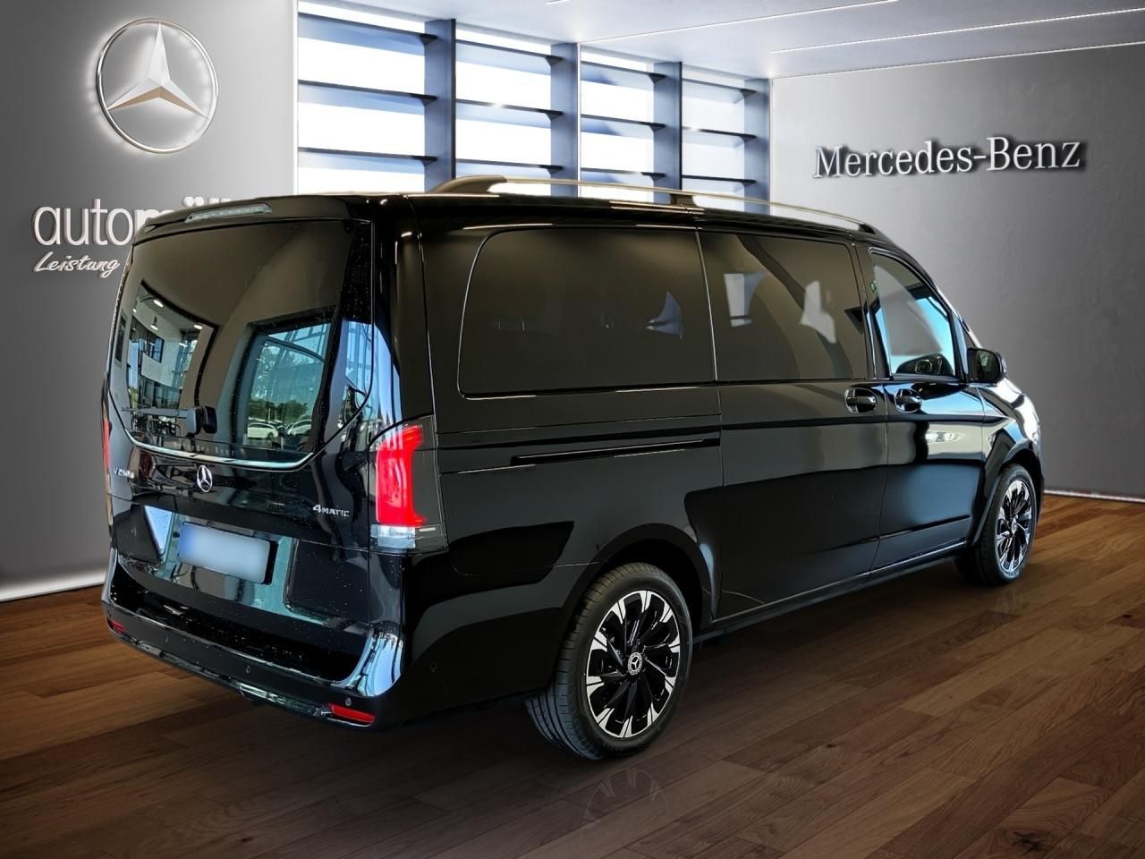 Fahrzeugabbildung Mercedes-Benz V 250 d STY/L 4x4 AHK PanoDach LED EASY-PACK