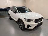 Volvo XC40 B4 DSG Ultra Dark*FSHZG*360°*ACC*AHK - Volvo Jahreswagen