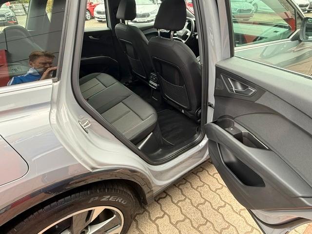 Audi Q4 e-tron 55 e-tron S-Line quattro, миниатюра 21