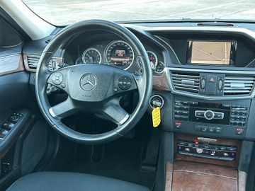 Mercedes E 200 - 10