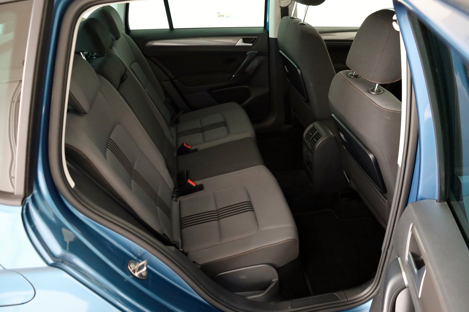 Fahrzeugabbildung Volkswagen Golf Sportsvan VII Allstar SH,PDC,8 fach bereift