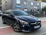 Mercedes-Benz CLA 250 Shooting Brake 2.Hand Voll R.Kamera - blaue Mercedes-Benz CLA 250