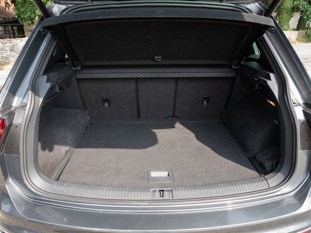 Tiguan Highline TDI DSG 4M. R-Line Leder DCC 20"
