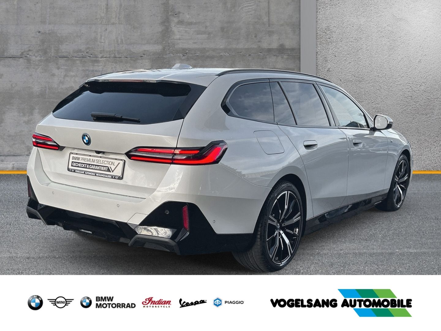 Fahrzeugabbildung BMW 550 e xDrive Touring,M Sport,AHK,Panodach,HeadUp