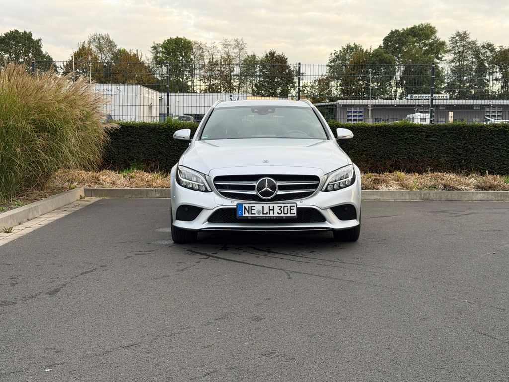 Image of Mercedes-Benz C 300