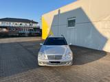Mercedes-Benz Gepflegter sehr sparsamer Mercedes 220 CDI245 - mit Diesel-Antrieb: Sparsame
