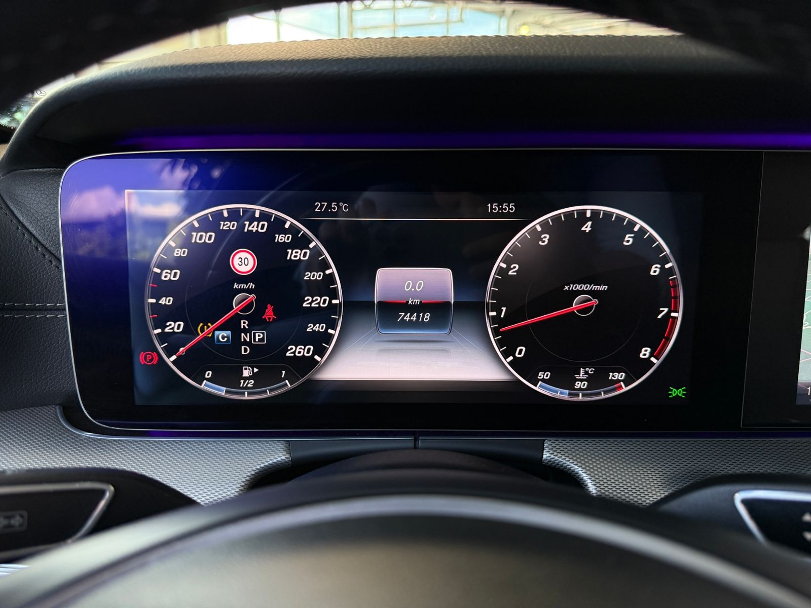 Fahrzeugabbildung Mercedes-Benz E400 4Matic Avantgarde 9G RFK LED NAVI