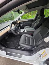 Tesla Model 3 Standard-Reichweite Plus - Tesla in Berlin