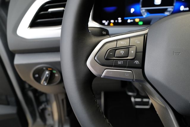 Volkswagen T-Roc 1.5TSI DSG Goal Kamera Plus-Paket ACC Side