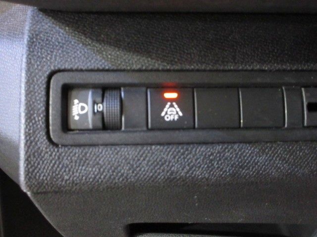 Fahrzeugabbildung Peugeot 3008 Allure Pack 1.2T LED/NAVI/PDC/R'CAM/DAB