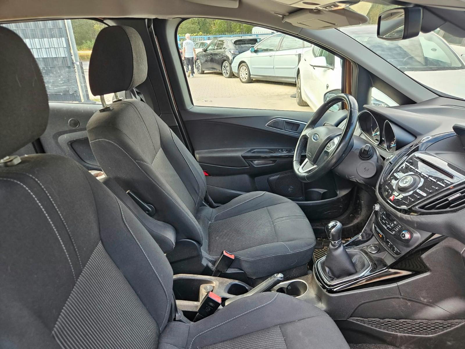 Ford B-MAX 2014 — photo 14