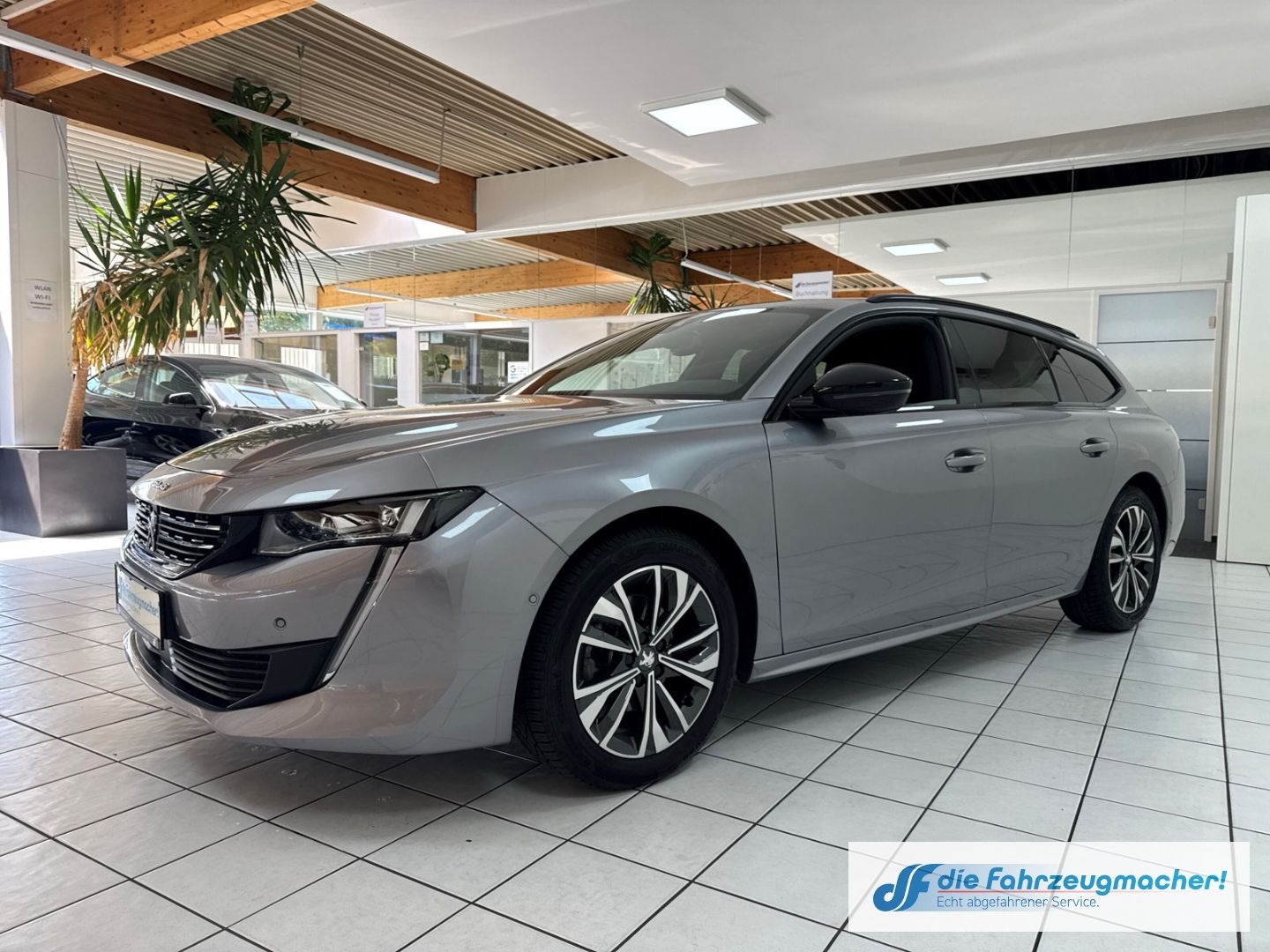 Fahrzeugabbildung Peugeot 508 SW Allure Pack 1.5 BlueHDi 130 EU6d Navi ACC