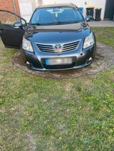 Toyota Avensis 1,8 T27 - Toyota Avensis T27 mit Benzin-Antrieb