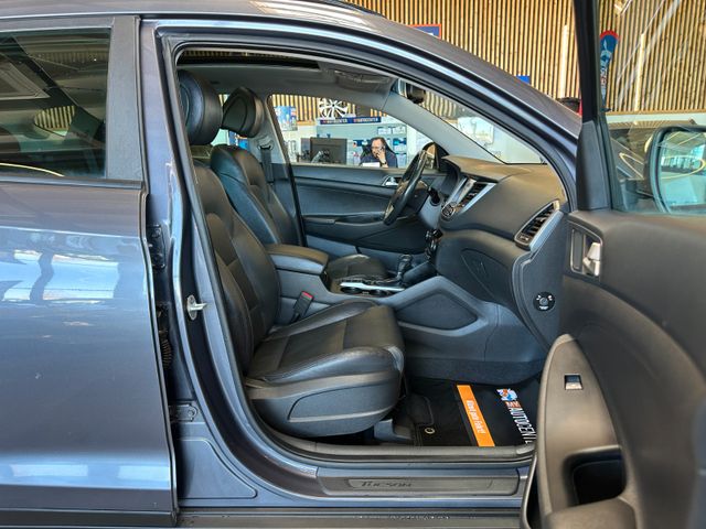 Hyundai Tucson Premium 4WD *Kamera*Leder*Sitzh*