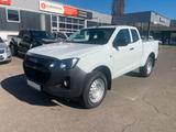 Isuzu D-Max Space Cab 4WD AHK + Beschichtung sofort - Isuzu: Space Cab