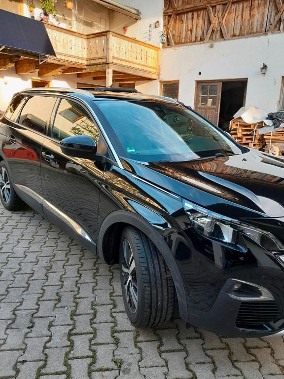 Image of Peugeot 5008