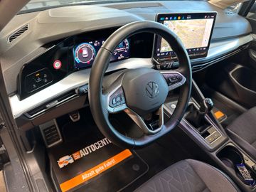 MYAUTOCENTER – Gebraucht- und Jahreswagen mit Werkstattservice in Pfaffenhofen Volkswagen Golf VIII *Keyless*Totwinkel*ACC*PDC*LED*VOLL