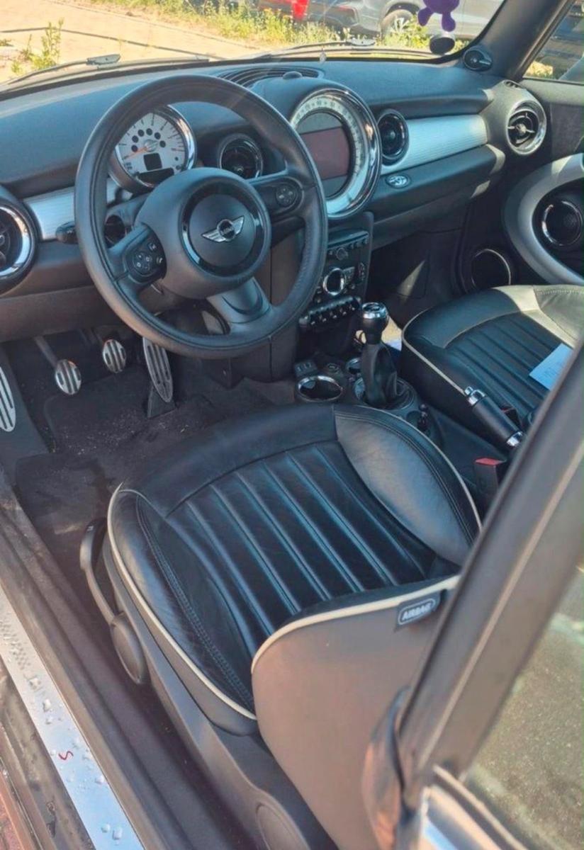 MINI Cooper S Cabrio Navi Leder Keyless Harman Kardon