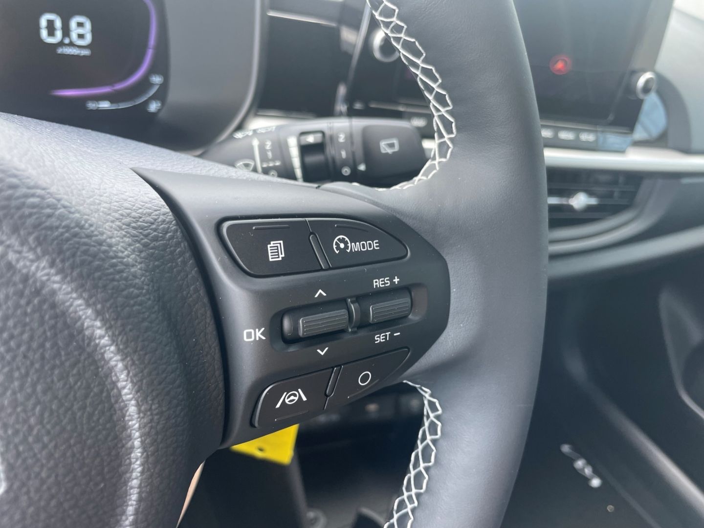 Fahrzeugabbildung Kia Picanto Vision PDC SHZ Navi Klima Lenkradhzg