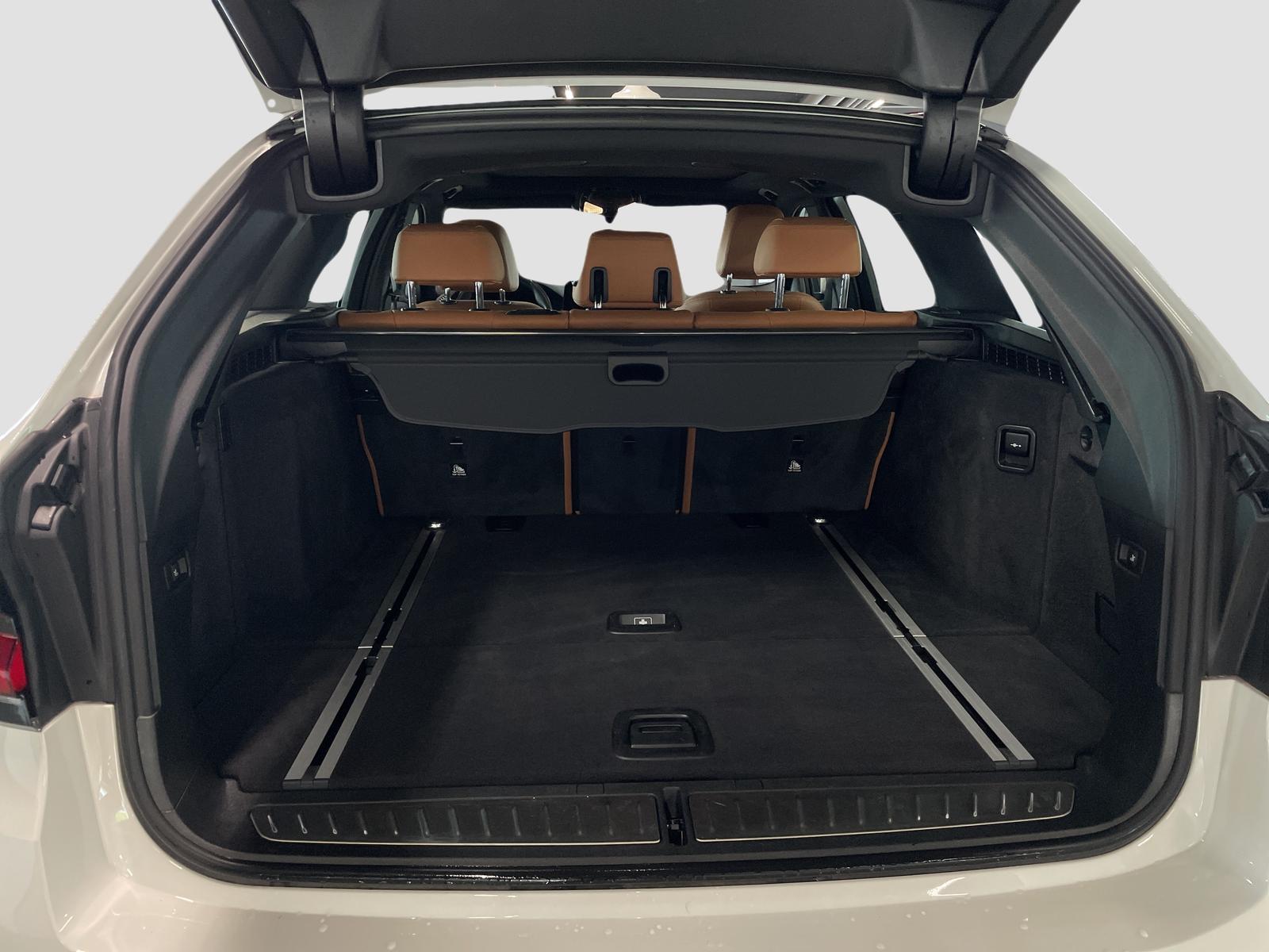 BMW 520d Touring M Sport Harman/K LiveCockpitProf