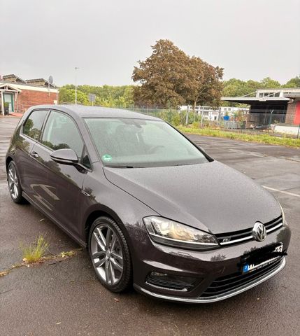 VW Golf