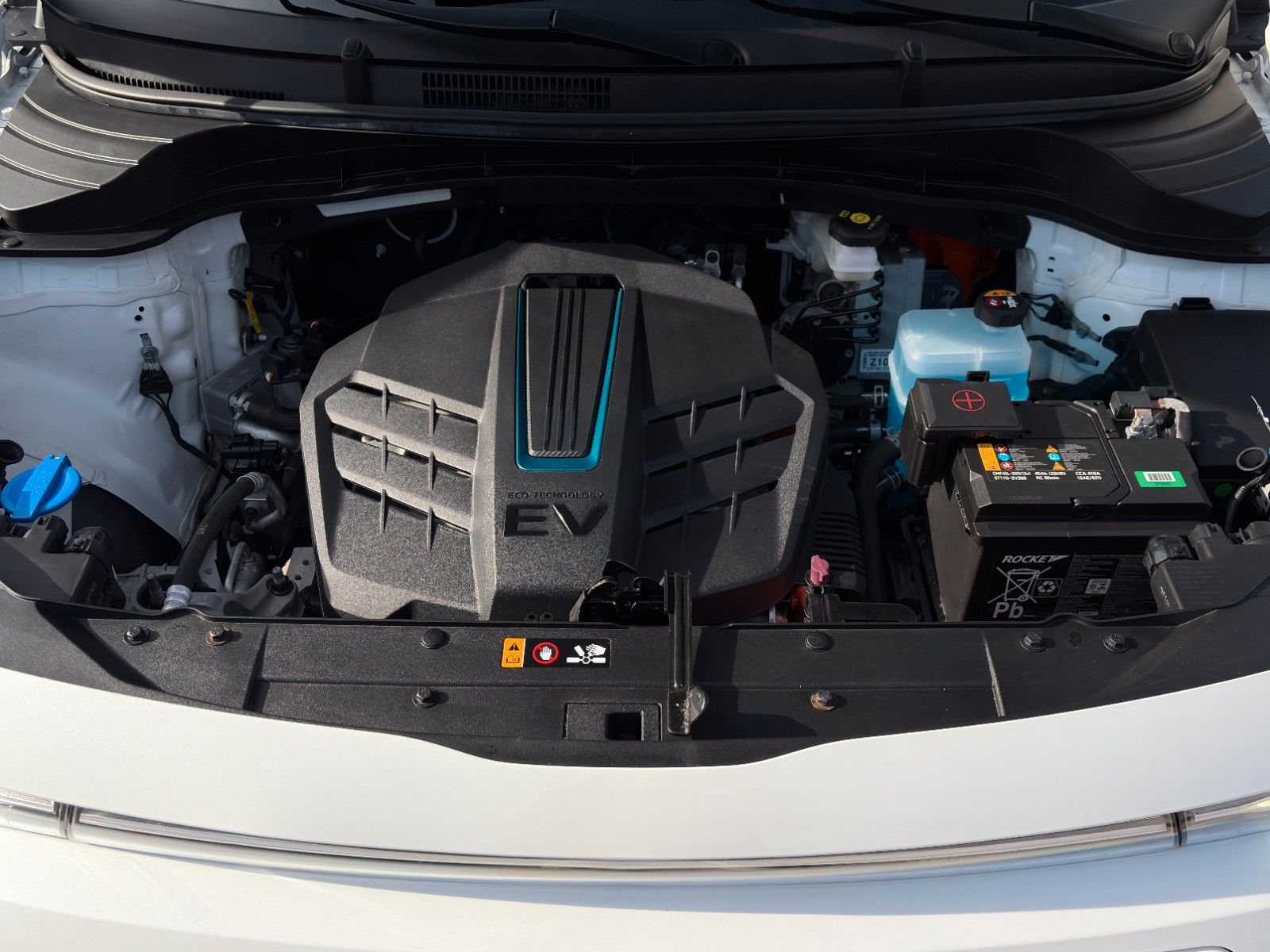 Fahrzeugabbildung Kia e-Soul Spirit 64kW ACC H&K NAV CAM Wärmepumpe