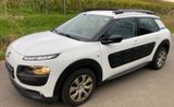 Citroën C4 Cactus PureTech TÜV neu. Wenig KM