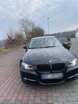 BMW E90 320D - BMW 320: E90