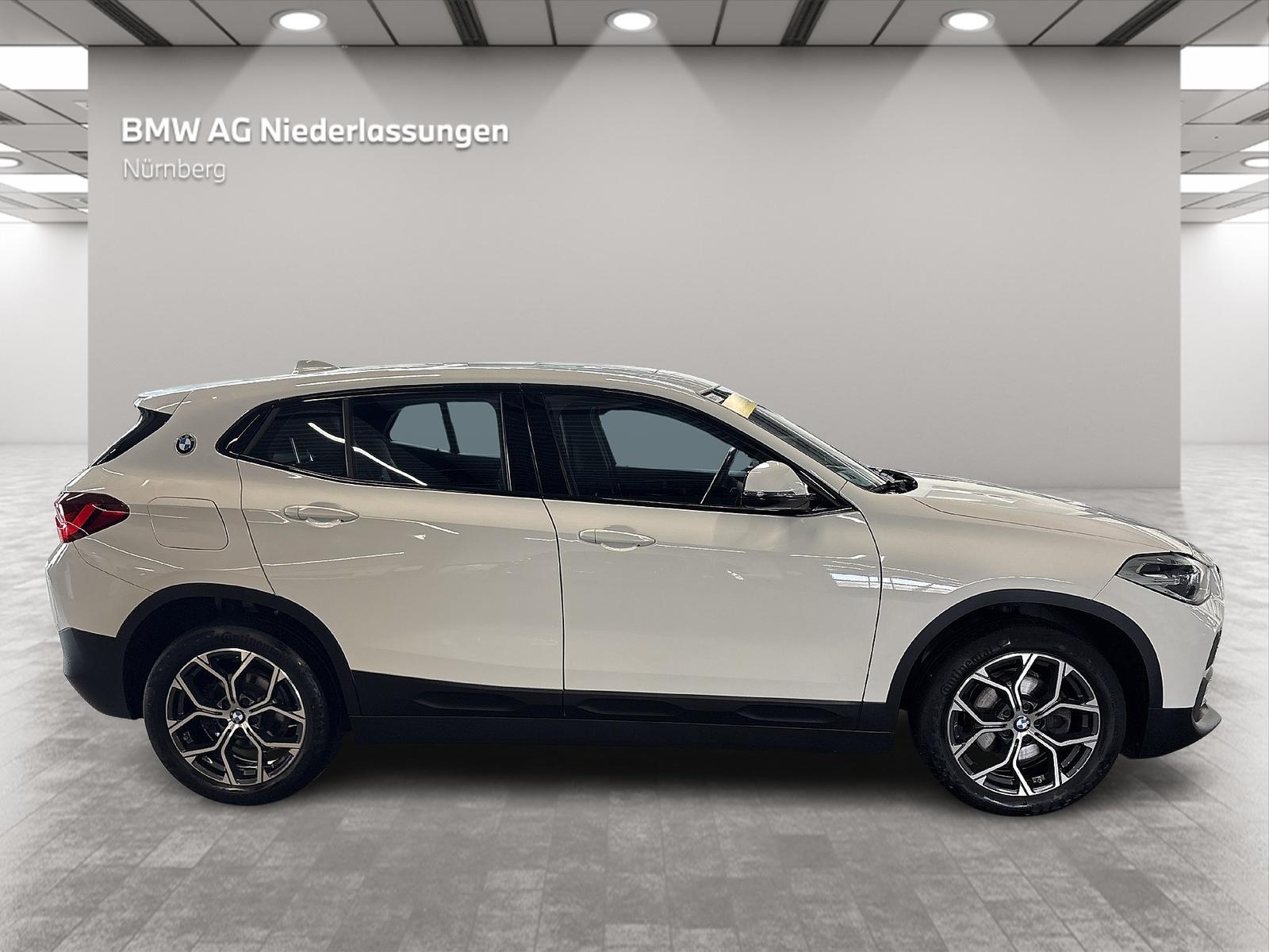 BMW X2 xDrive18d *HUD*Pano*AHK*Sportsitze