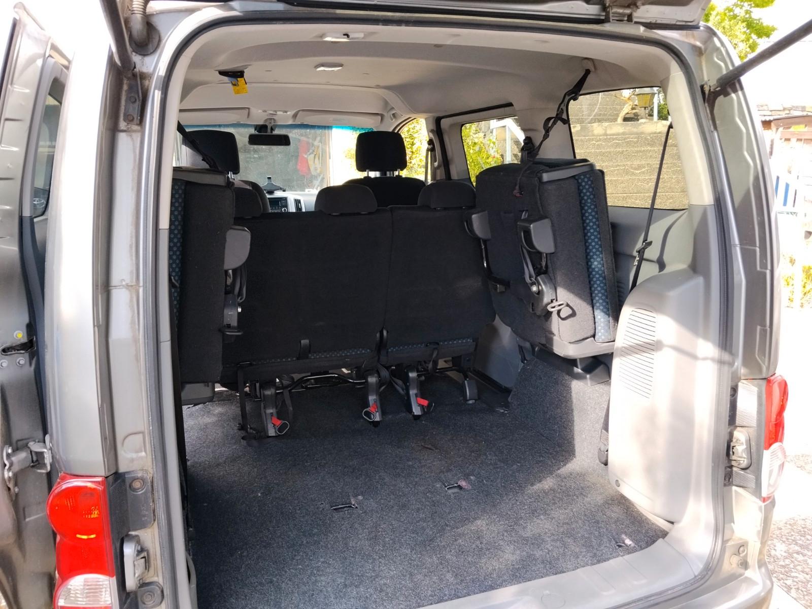 Nissan NV200 2012 — photo 7