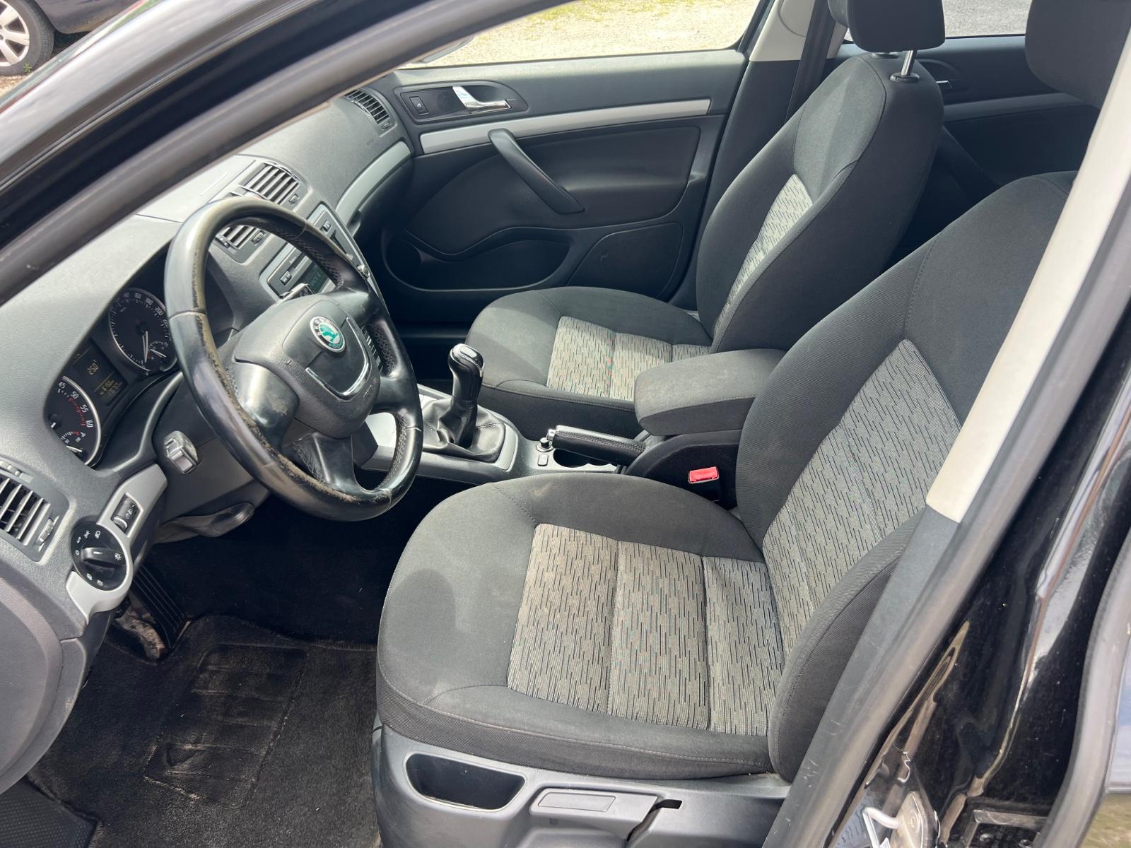 Skoda Octavia 2012 — photo 15
