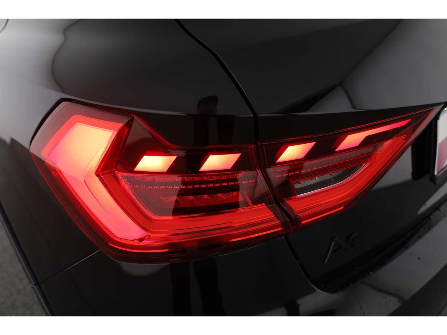Audi A1 allstreet 30 TFSI S line S-Tronic NAV/LED, миниатюра 10