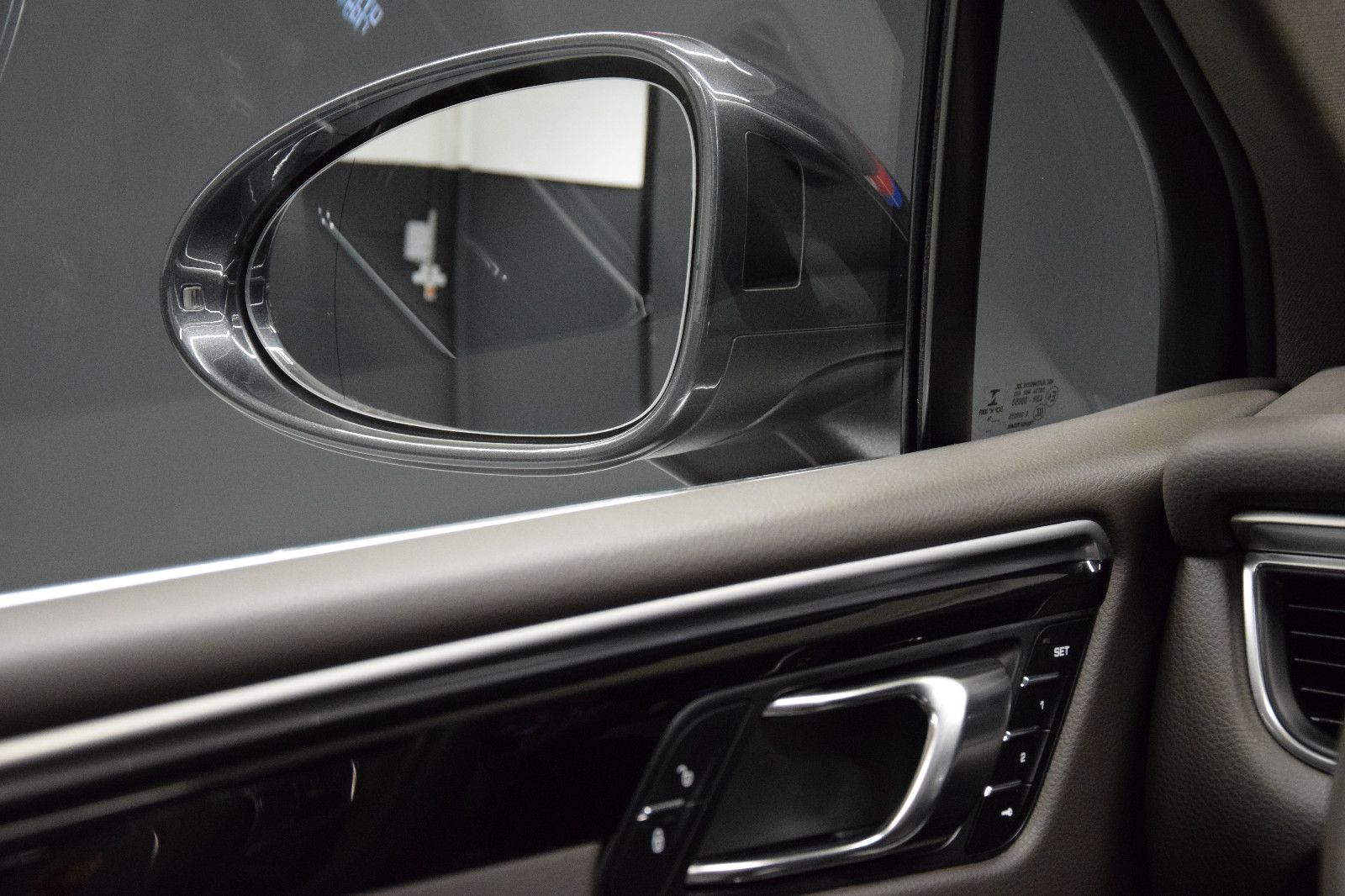 Fahrzeugabbildung Porsche Macan S Diesel 14-Wege Pano Bi-Xenon PASM Leder