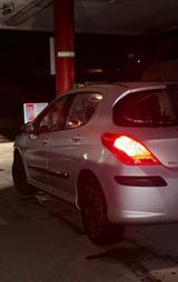 Peugeot 308 SW Sport 120 VTi Sport - Peugeot 308 aus 2008: SW