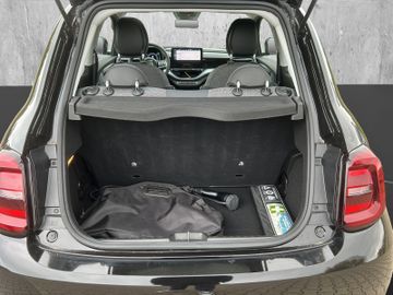 Fiat 500e Icon 42kWh +SoundSys+LM+SpurH+AUT+KlimaAut