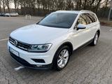 Volkswagen Tiguan 1.4 TSI ACT BMT SOUND SOUND, AHK  - VW Tiguan von privat