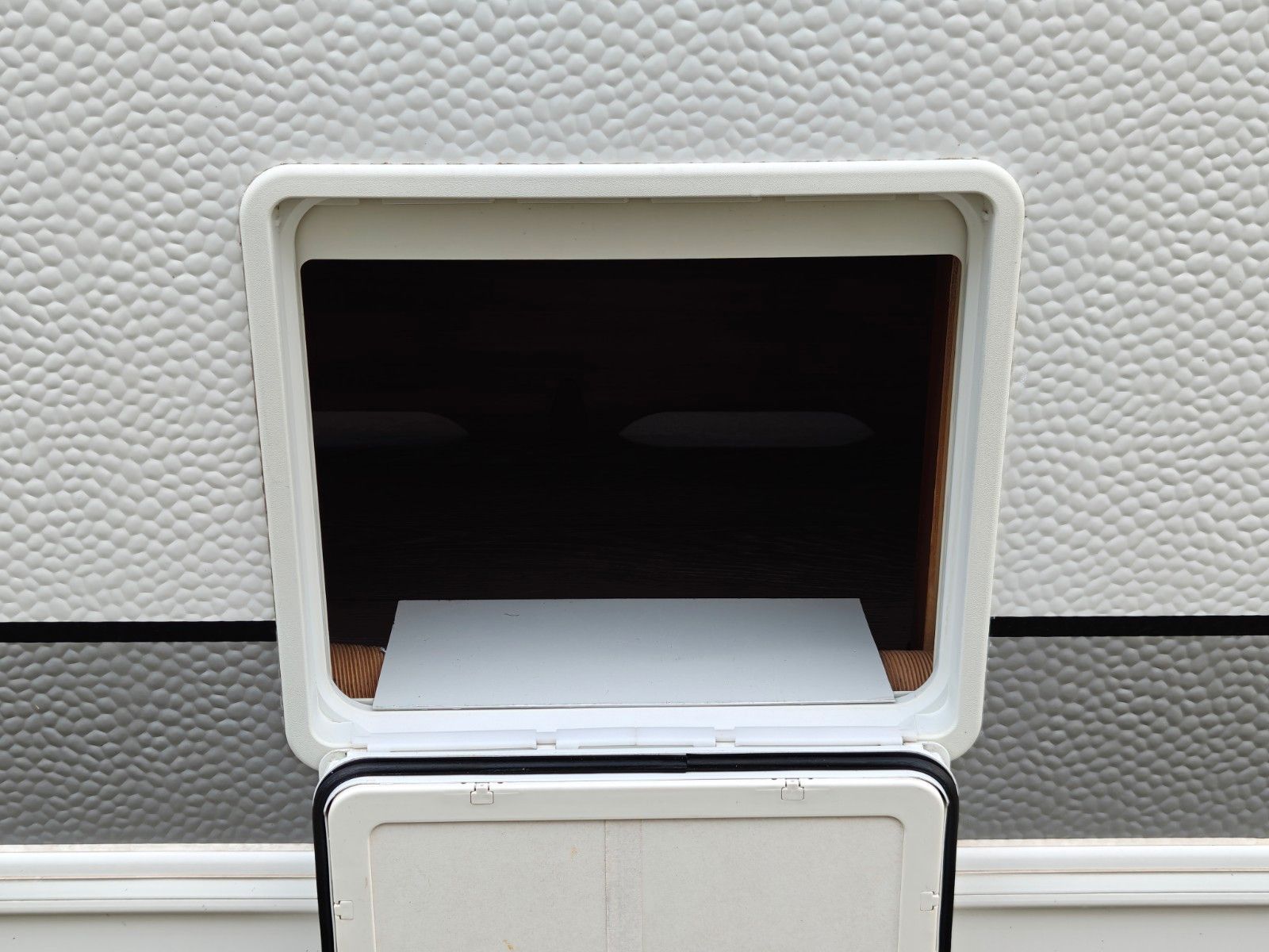 Fahrzeugabbildung Hobby Excellent 540 UFe - Fahrradträger, TV, 1.750kg -