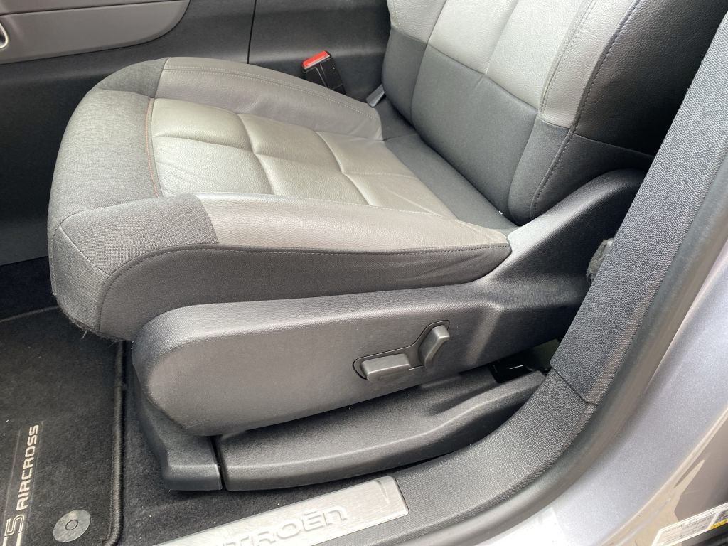 Fahrzeugabbildung Citroën C5 Aircross PT 180 S&S *Automatik* SHINE *AZV*