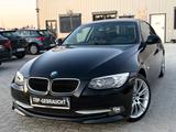 BMW 318i Coupe / Bi-Xenon / Leder / 18" M-Sport LM - BMW 318: Sportwagen