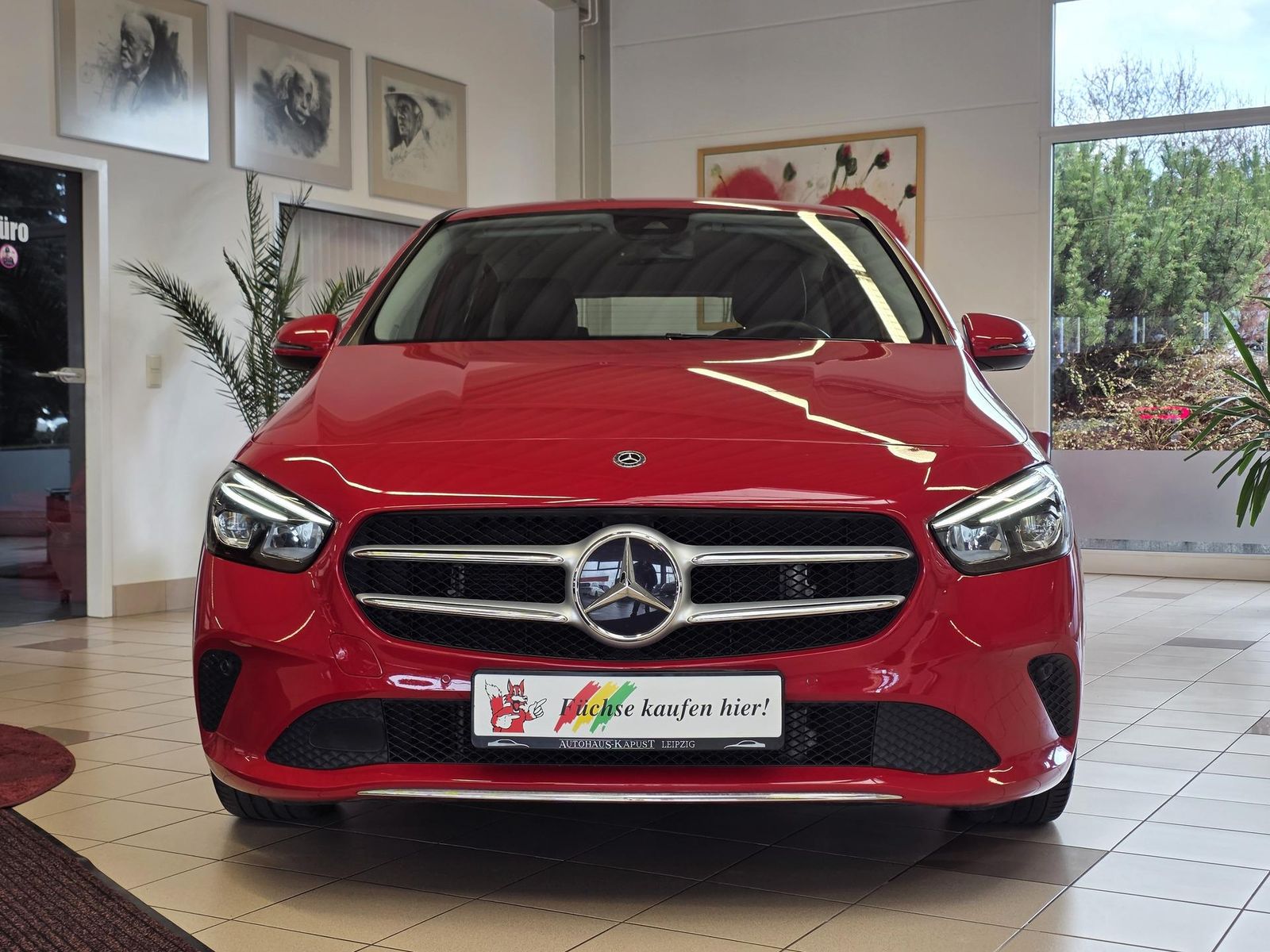 Fahrzeugabbildung Mercedes-Benz B250 Autom. /LED/Navi/StandHz/Park-As/Ahk