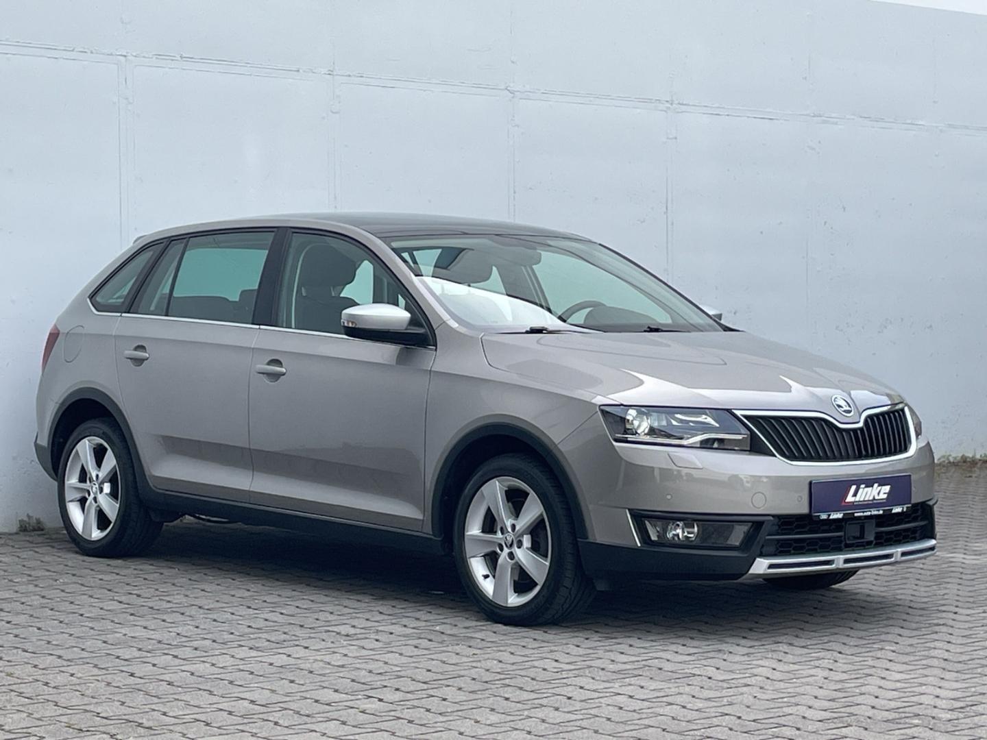 Skoda Rapid Spaceback 1.4 TSI DSG Ambition AHK/Pano/Xe