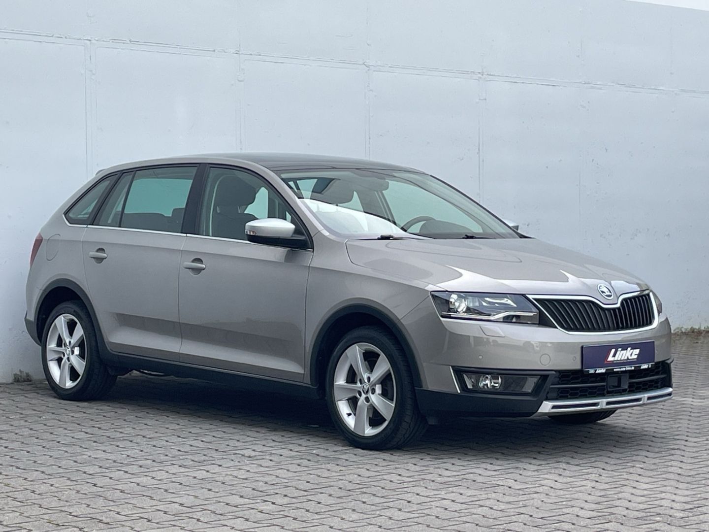 Rapid Spaceback 1.4 TSI DSG Ambition AHK/Pano/Xe