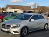 Mercedes-Benz A 200 BlueEfficiency/SHZ/NAVI/EURO 6 - Mercedes-Benz A 200: Silber