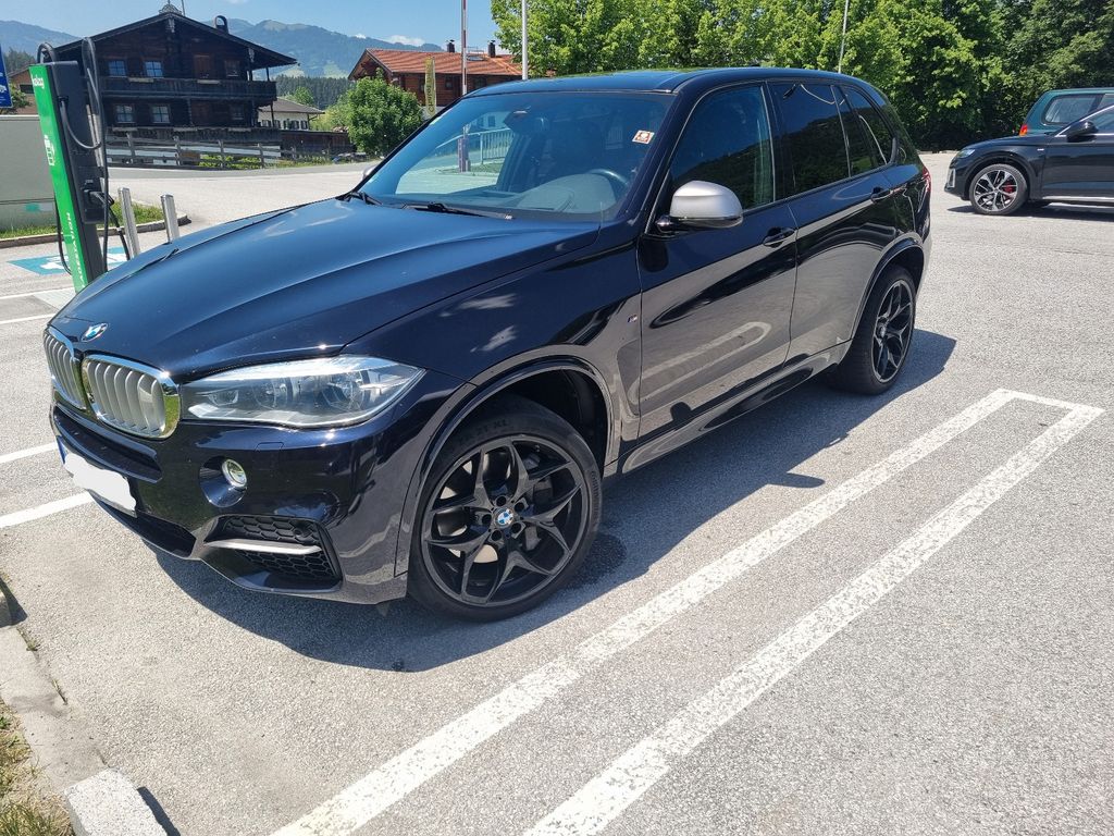 Image of BMW X5 M50