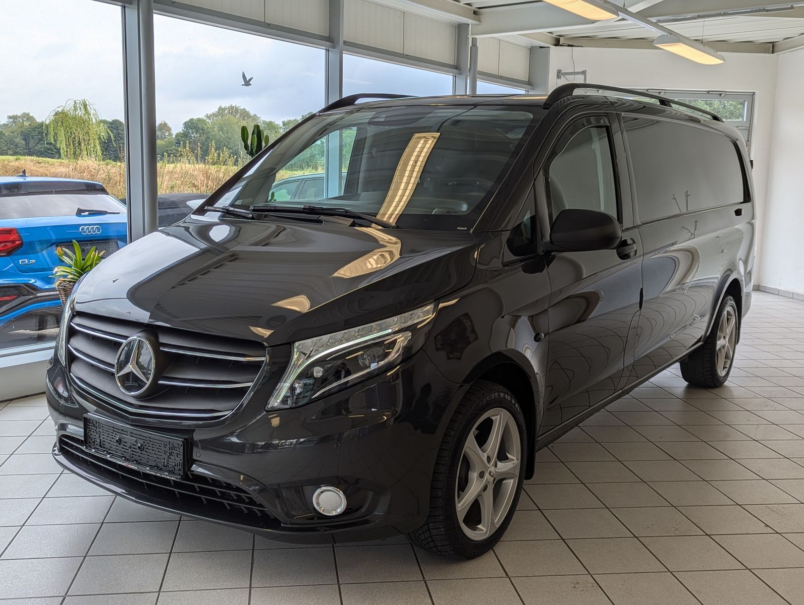 Fahrzeugabbildung Mercedes-Benz Vito 119 CDI Extralang LED Kamera StHz. Temp SHZ