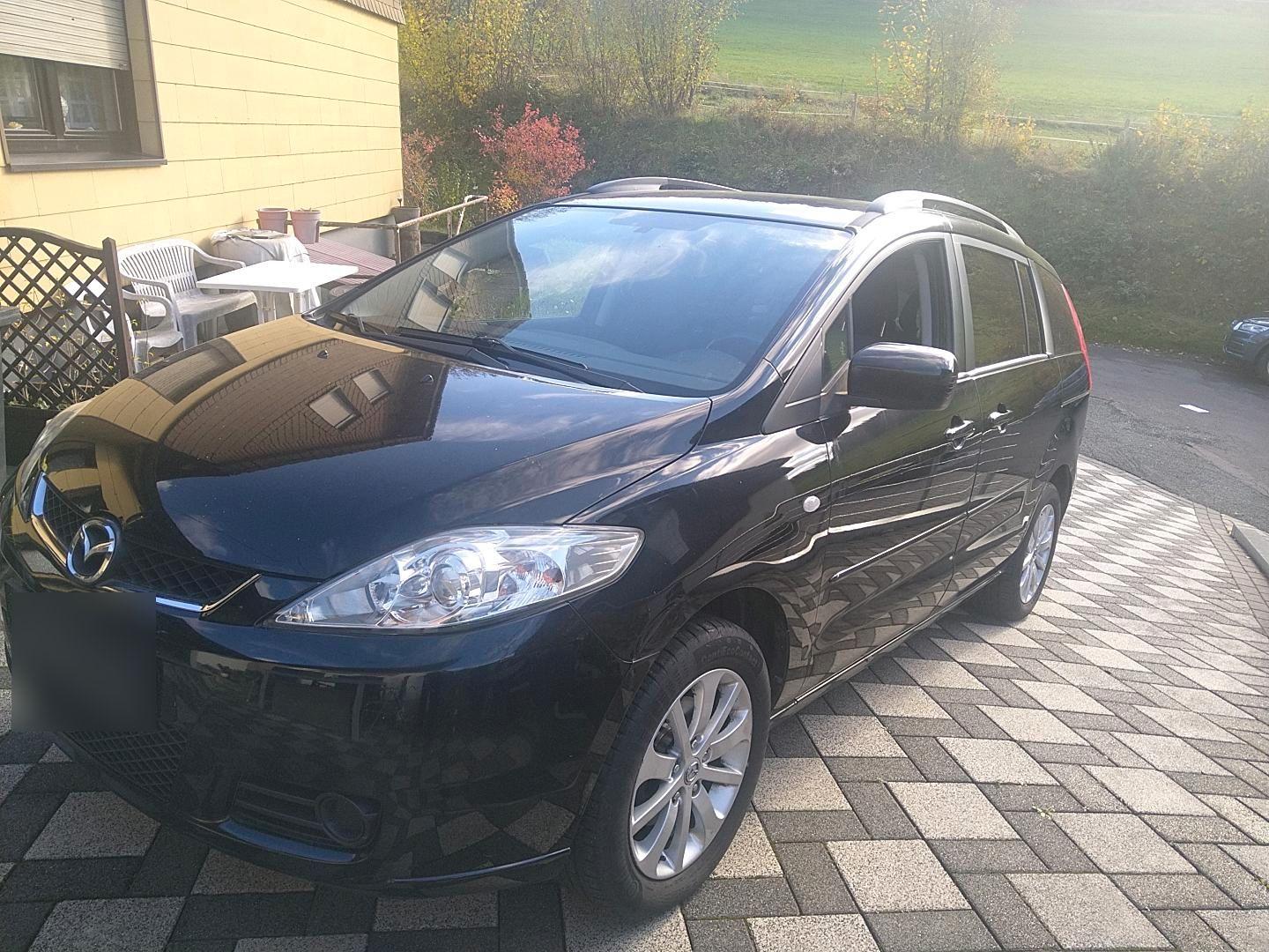 Mazda 5 2005 — вигляд ззаду