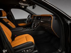 ROLLS ROYCE Cullinan Black Badge 600PS Luftfederung Voll