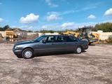 Mercedes-Benz E 220 D ELEGANCE  / Lang / 8 pers - gebrauchte Mercedes-Benz E 220 aus dem Jahr 1998