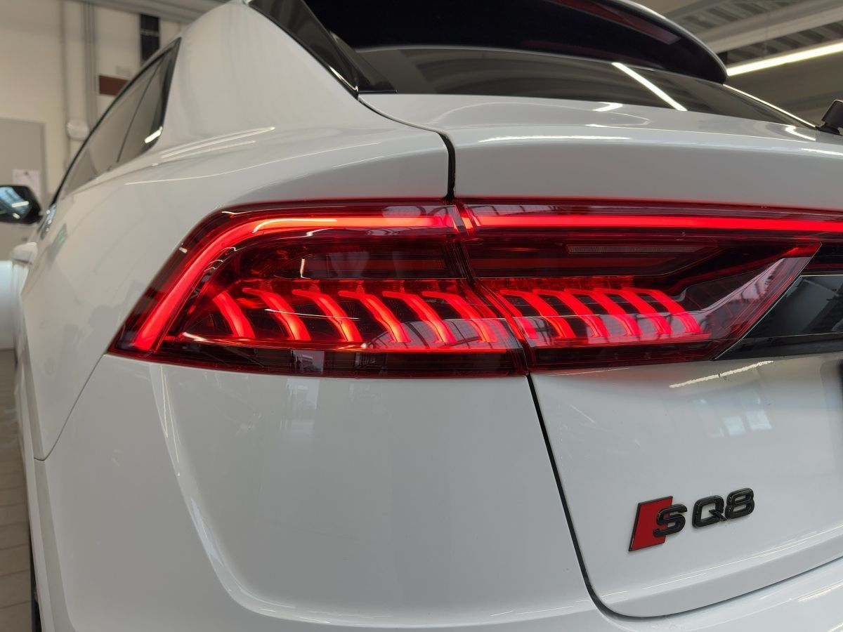 Audi SQ8 - Bild 17