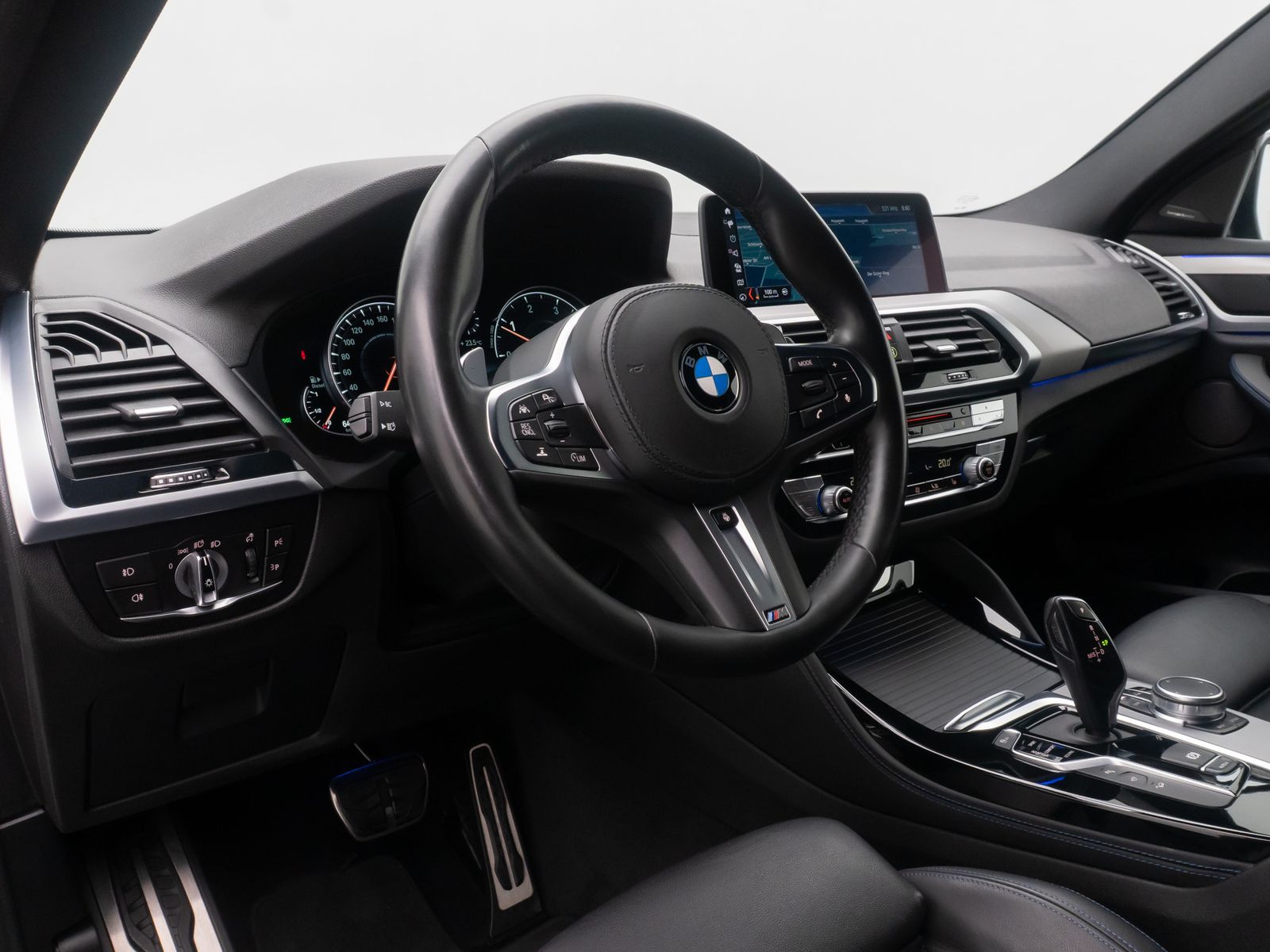 Fahrzeugabbildung BMW X4 xD30d M Sport ACC 360&deg;AHK DispKey HUD H/K 20"